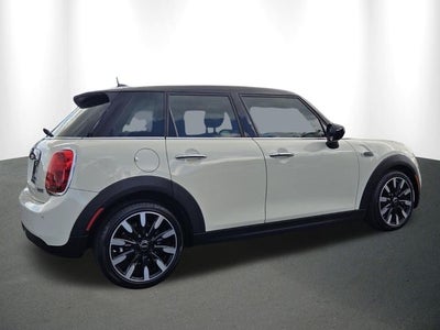 2020 MINI HARDTOP 4 DOOR Iconic