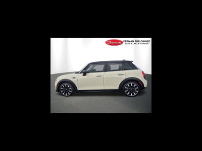2020 MINI HARDTOP 4 DOOR Iconic