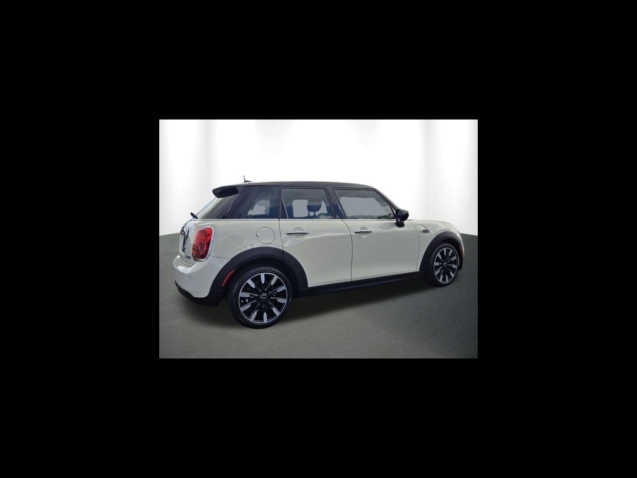 2020 MINI HARDTOP 4 DOOR Iconic