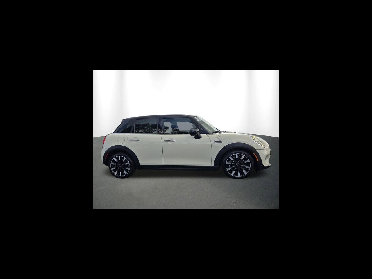 2020 MINI HARDTOP 4 DOOR Iconic