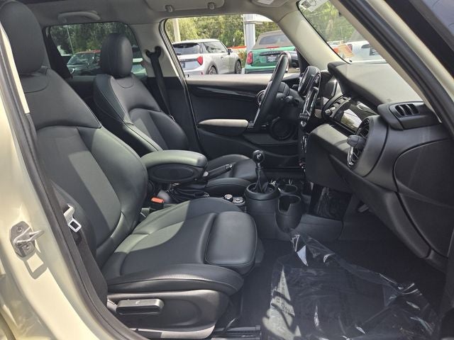 2021 MINI HARDTOP 4 DOOR Signature