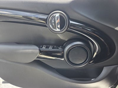 2021 MINI HARDTOP 4 DOOR Signature