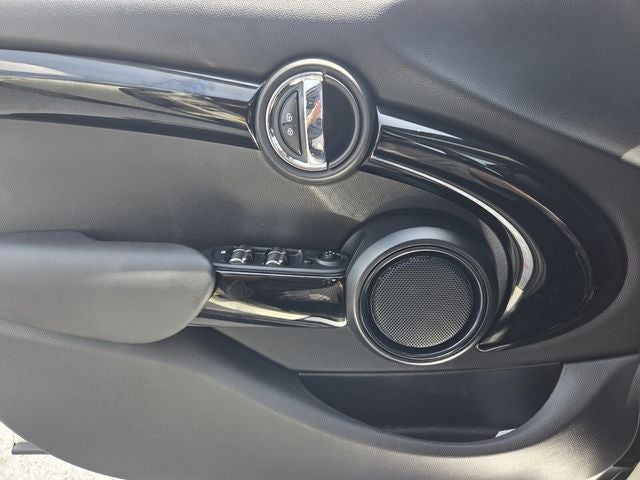 2021 MINI HARDTOP 4 DOOR Signature