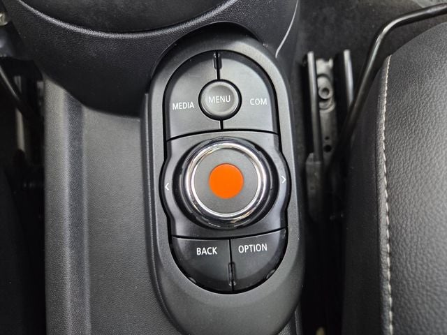 2021 MINI HARDTOP 4 DOOR Signature