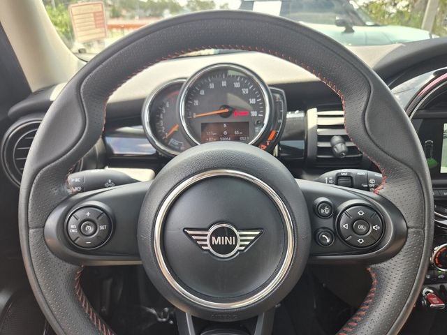 2021 MINI HARDTOP 4 DOOR Signature