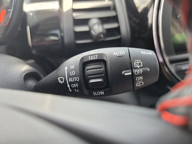 2021 MINI HARDTOP 4 DOOR Signature