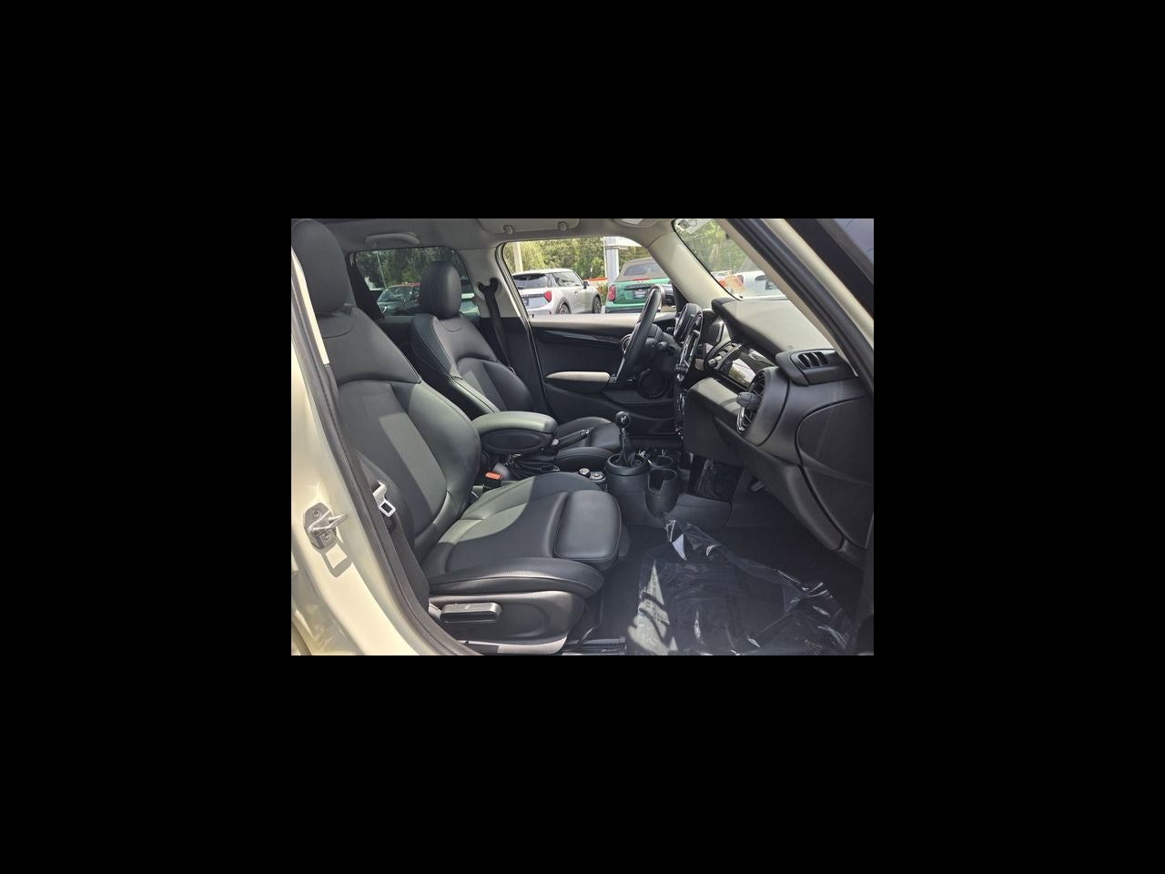 2021 MINI HARDTOP 4 DOOR Signature
