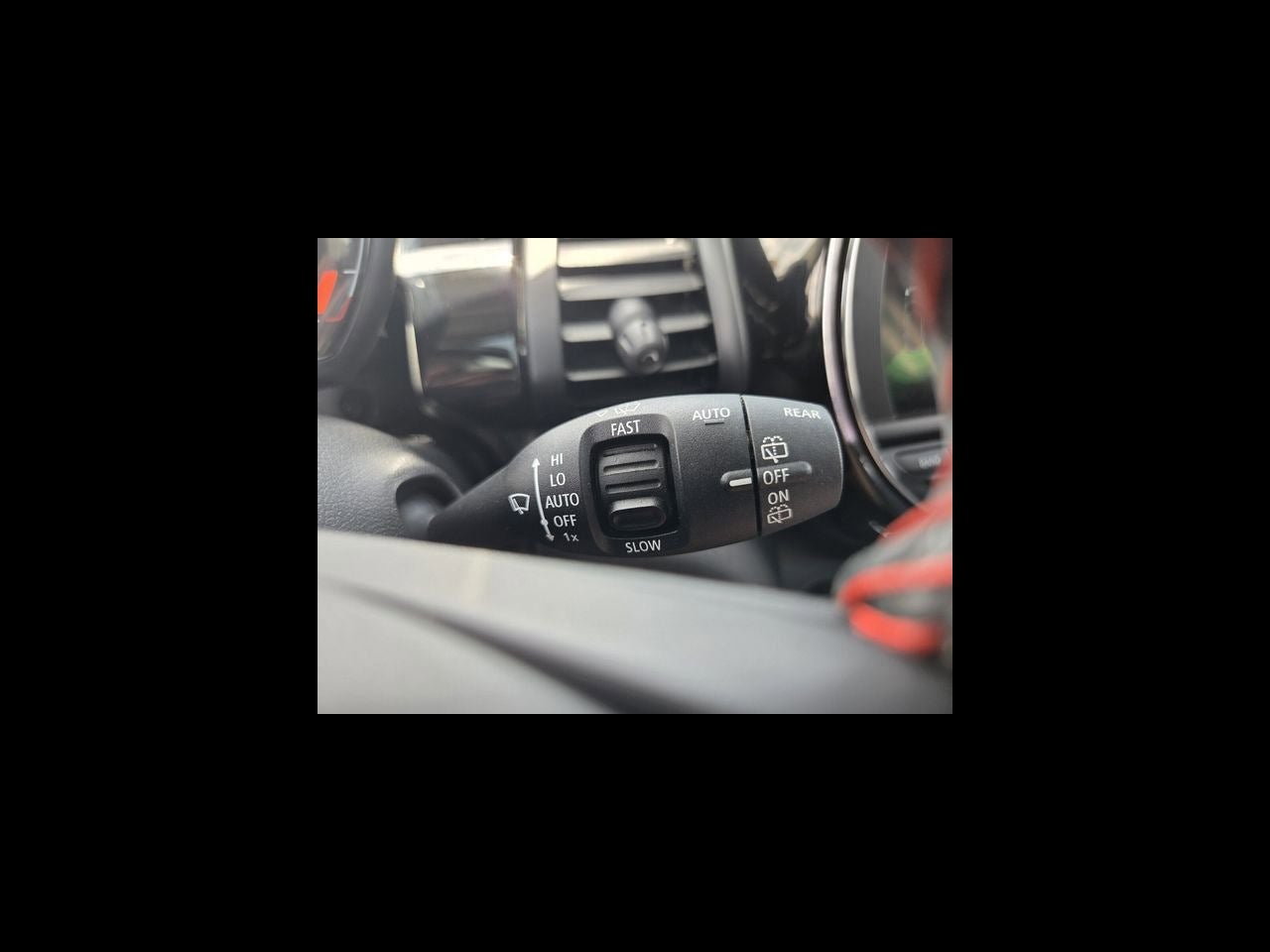 2021 MINI HARDTOP 4 DOOR Signature
