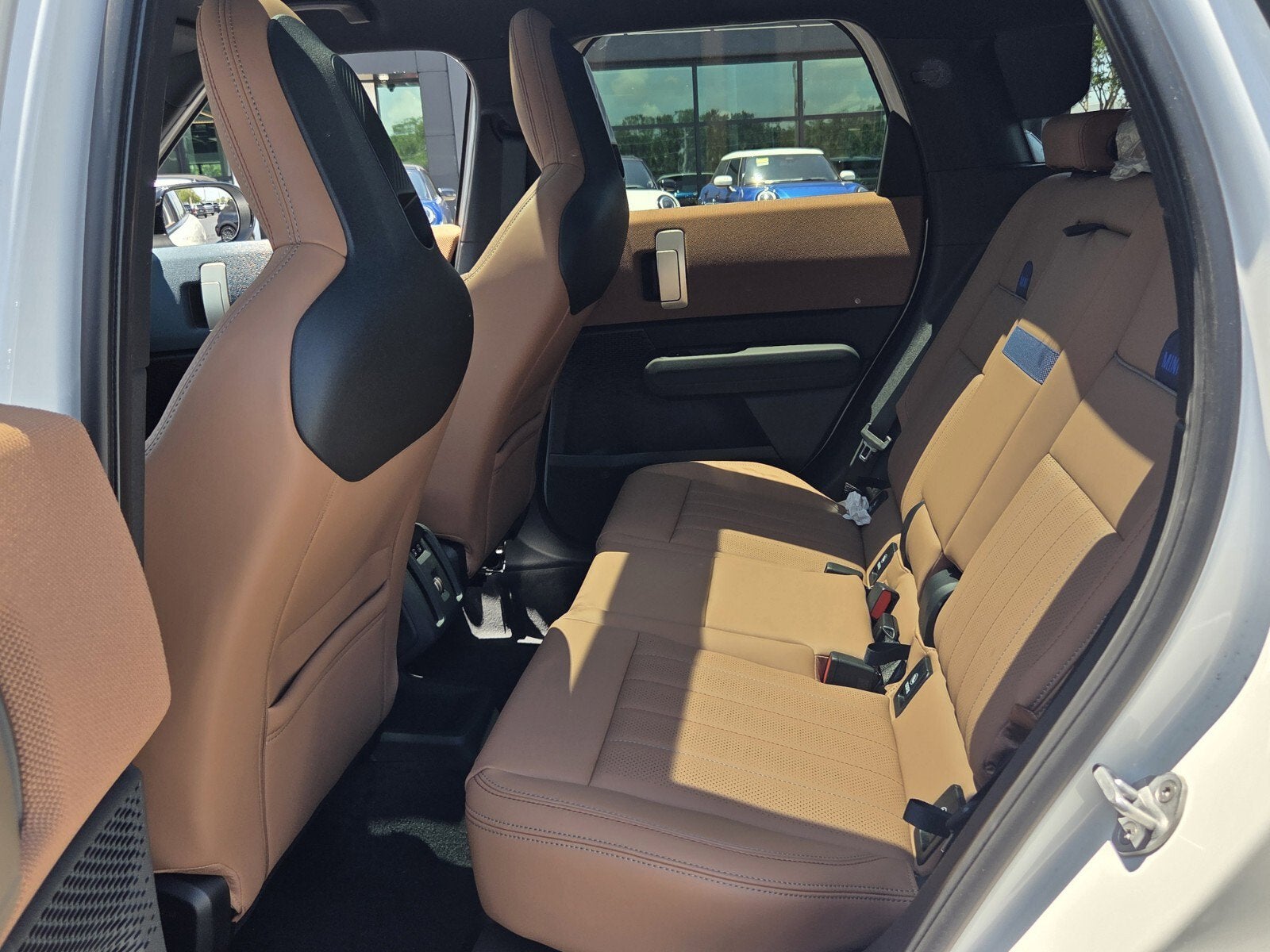 2027 MINI COUNTRYMAN ICONIC