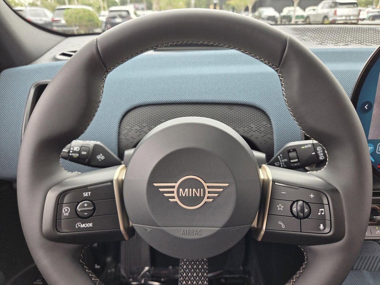 2027 MINI COUNTRYMAN ICONIC
