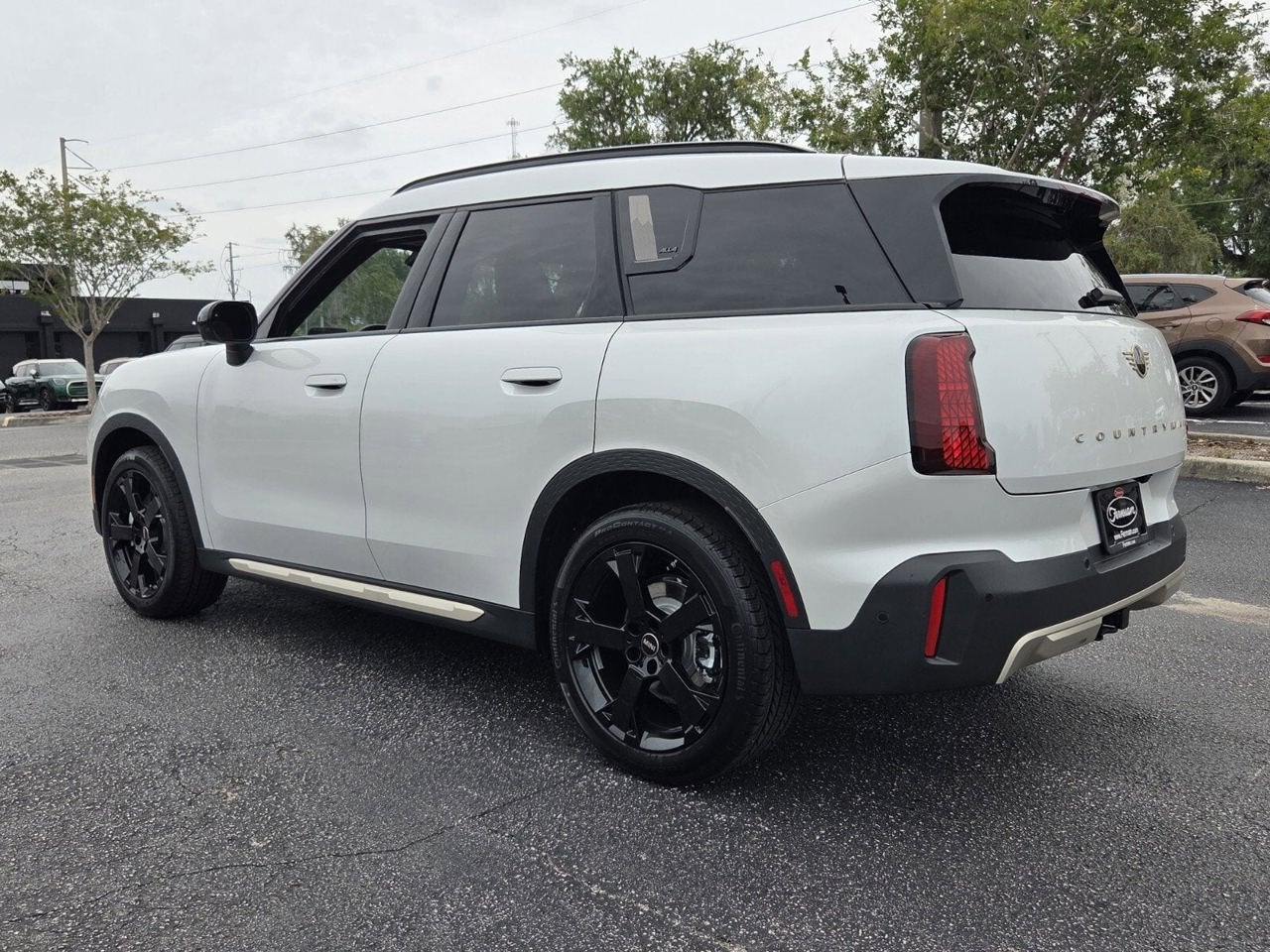 2027 MINI COUNTRYMAN ICONIC