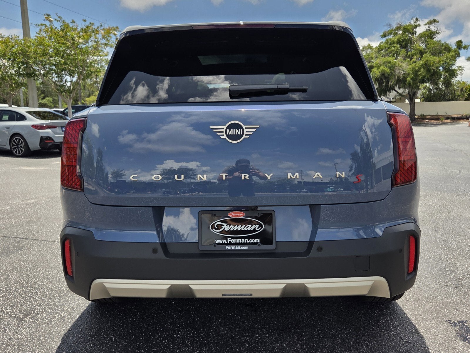 2027 MINI COUNTRYMAN ICONIC