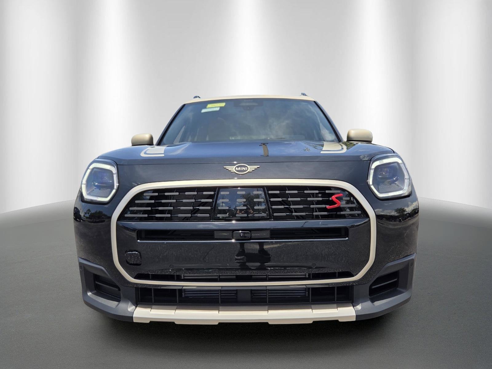 2027 MINI COUNTRYMAN ICONIC