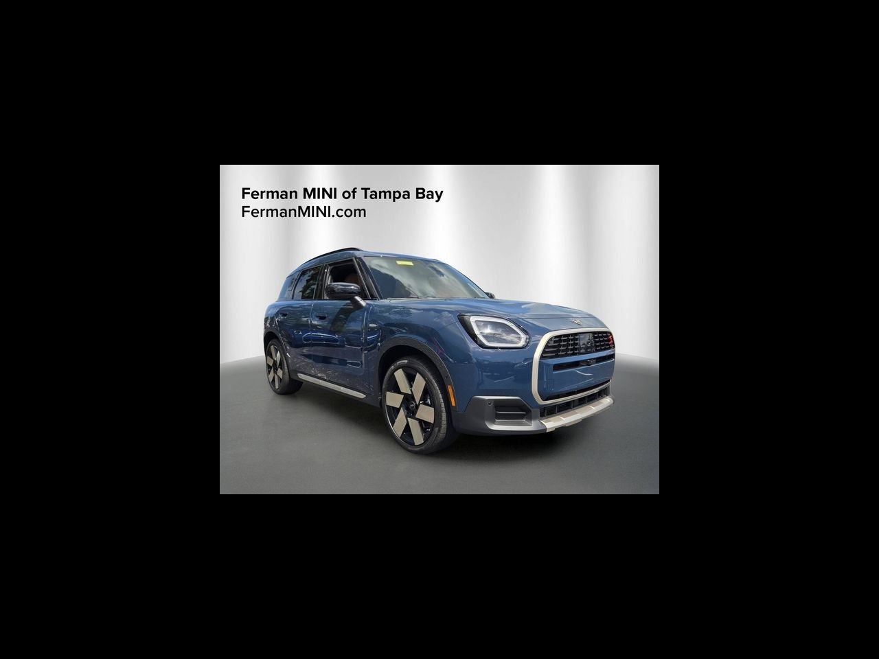 2027 MINI COUNTRYMAN ICONIC