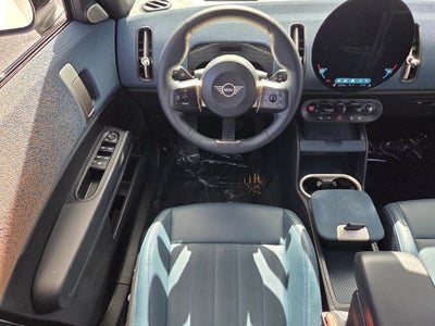 2025 MINI COUNTRYMAN Iconic