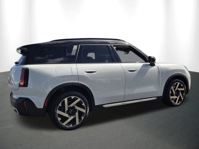 2025 MINI COUNTRYMAN Iconic