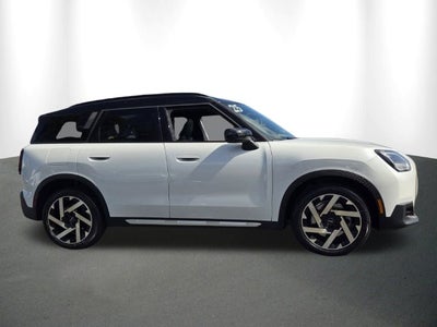 2025 MINI COUNTRYMAN Iconic