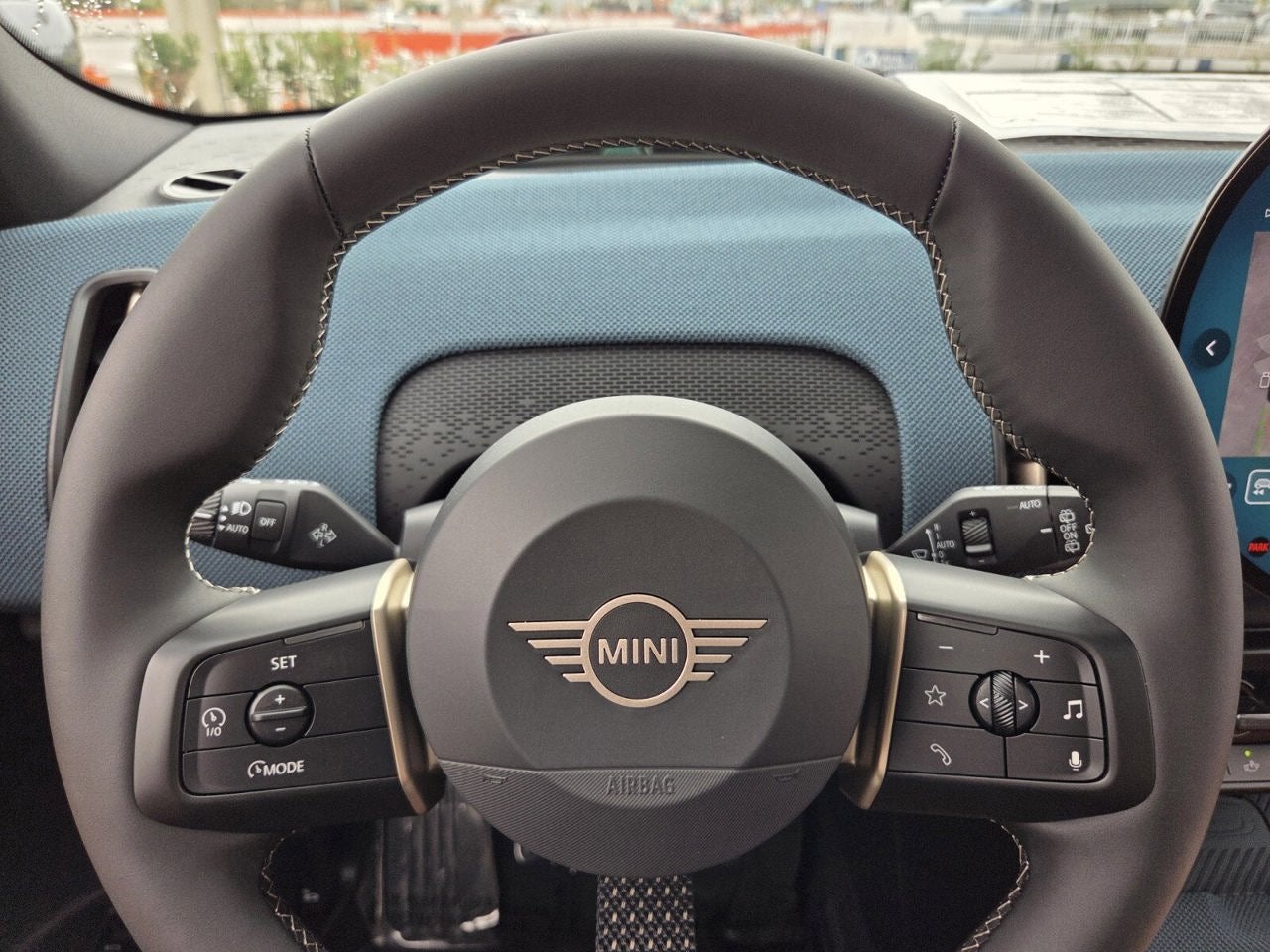 2026 MINI COUNTRYMAN ICONIC