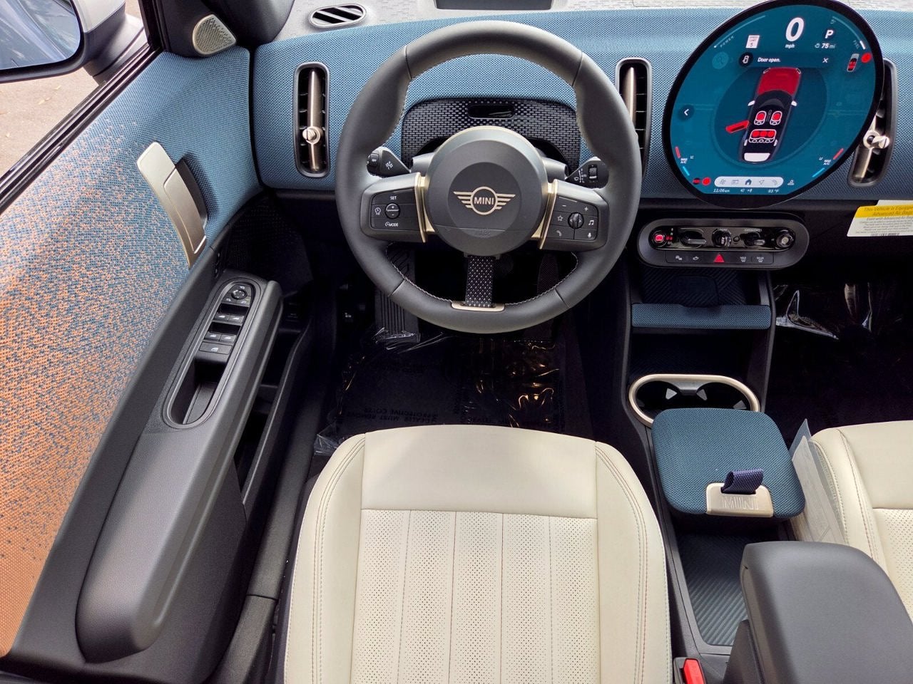 2027 MINI COUNTRYMAN ICONIC