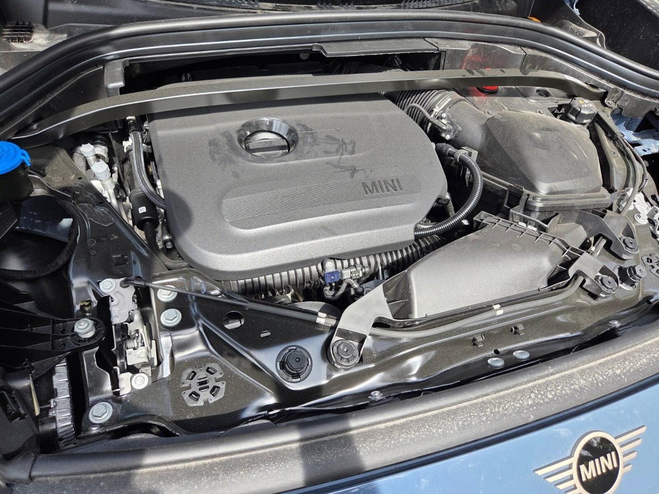 2027 MINI COUNTRYMAN ICONIC