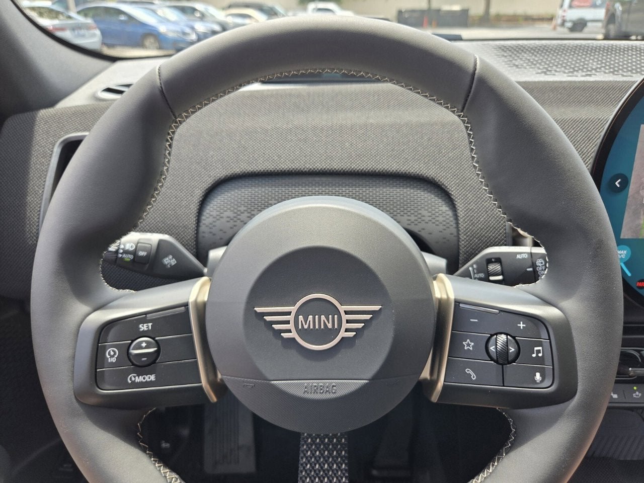 2027 MINI COUNTRYMAN ICONIC