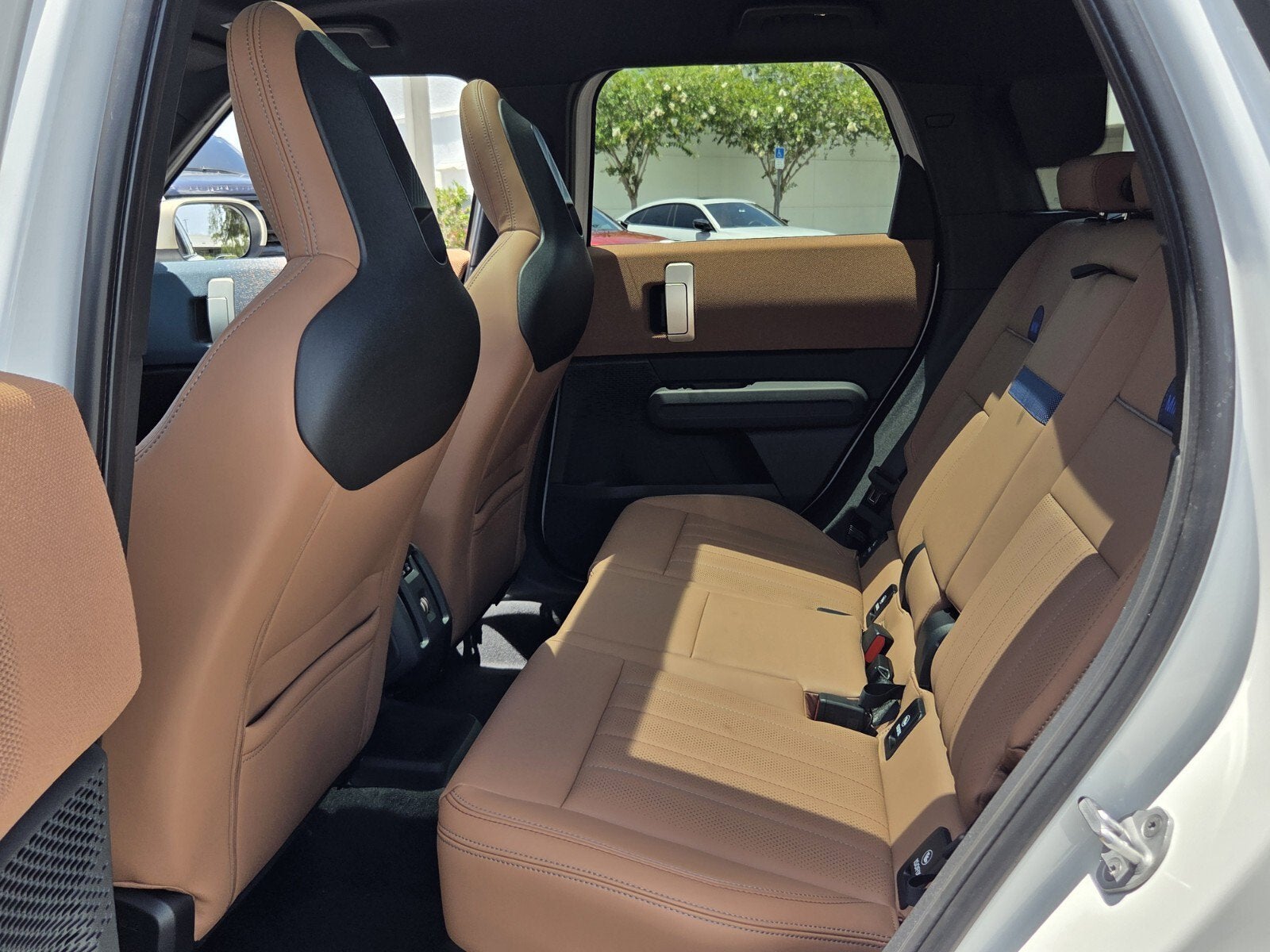 2027 MINI COUNTRYMAN ICONIC