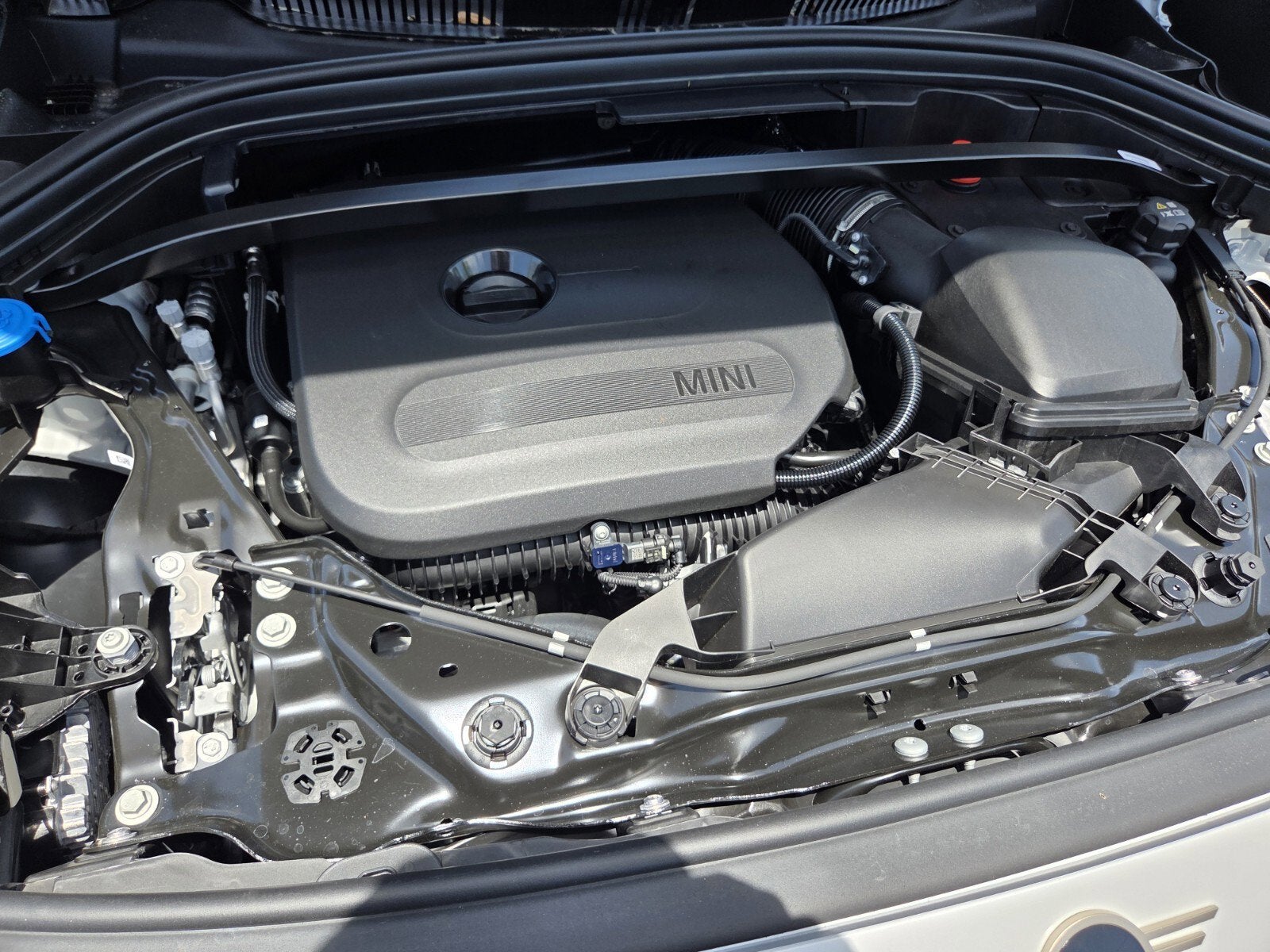 2027 MINI COUNTRYMAN ICONIC
