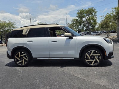 2027 MINI COUNTRYMAN ICONIC