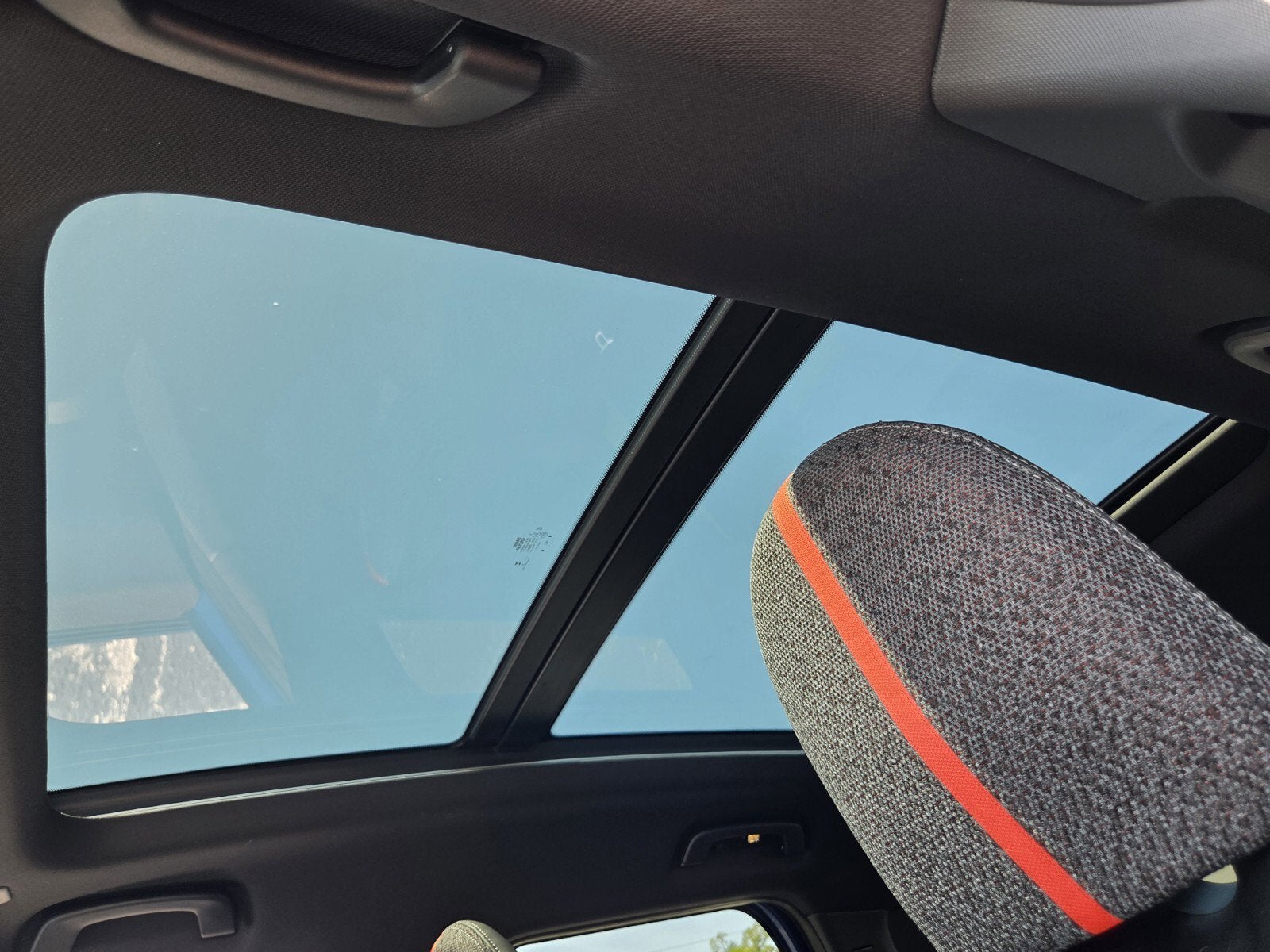 2027 MINI COUNTRYMAN ICONIC