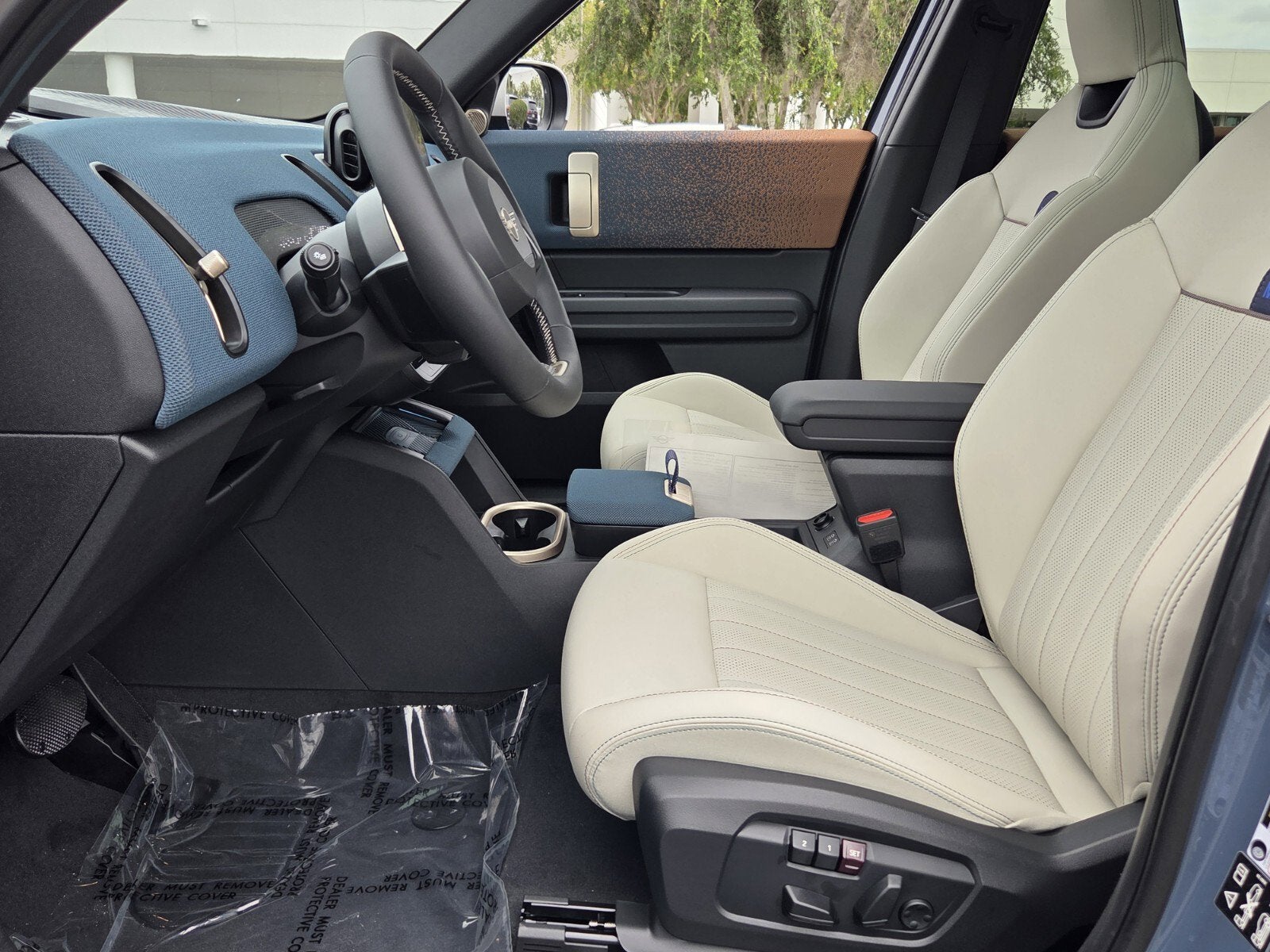 2027 MINI COUNTRYMAN ICONIC