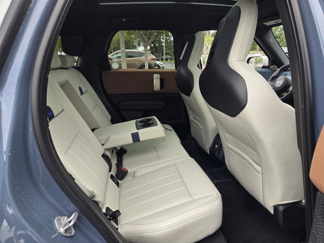2027 MINI COUNTRYMAN ICONIC