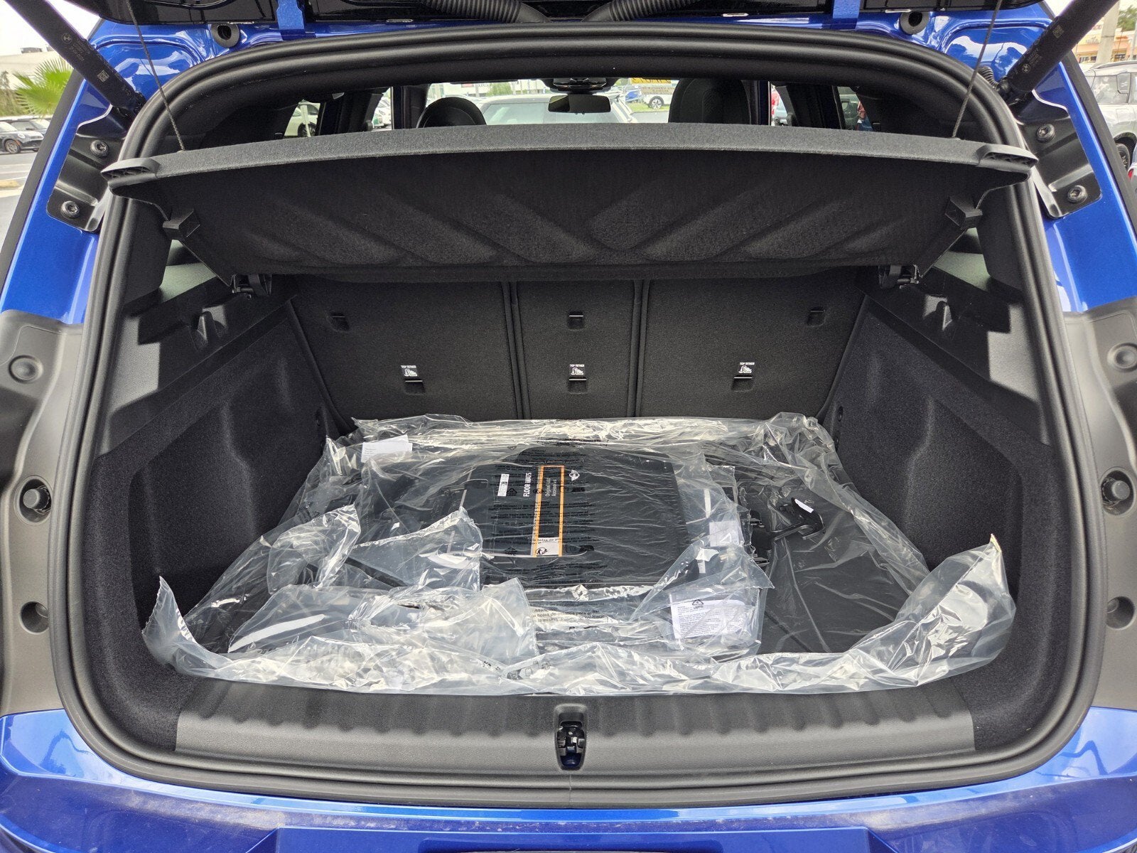 2027 MINI COUNTRYMAN ICONIC