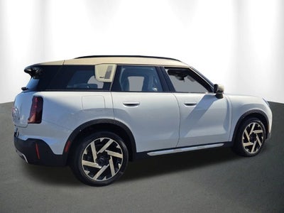 2025 MINI COUNTRYMAN Signature Plus