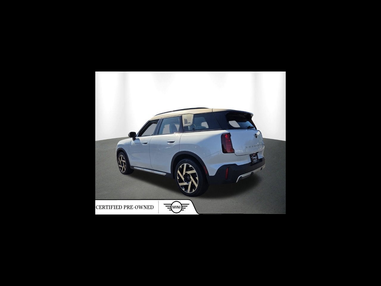 2025 MINI COUNTRYMAN Signature Plus