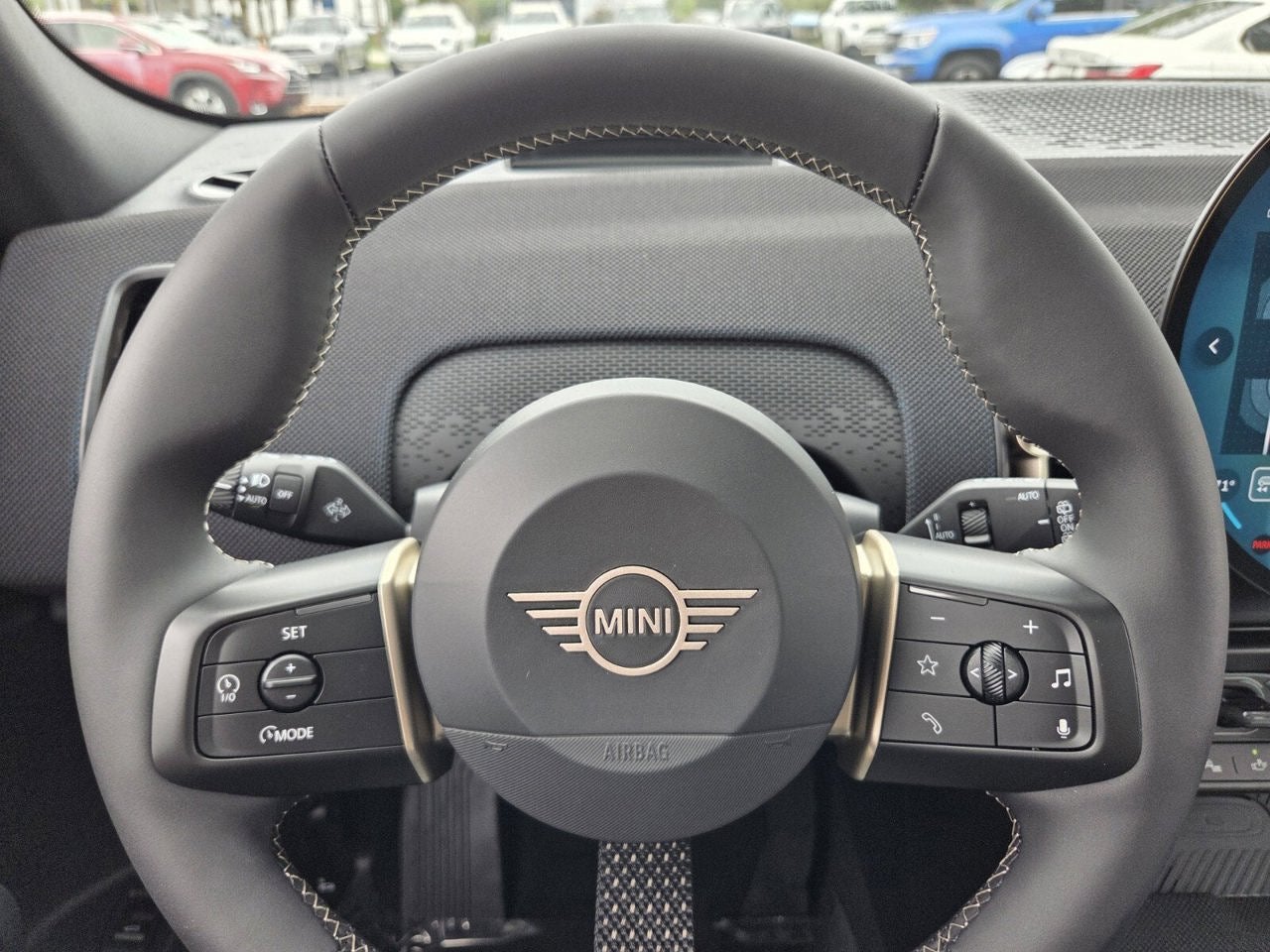 2027 MINI COUNTRYMAN SIGNATURE PLUS