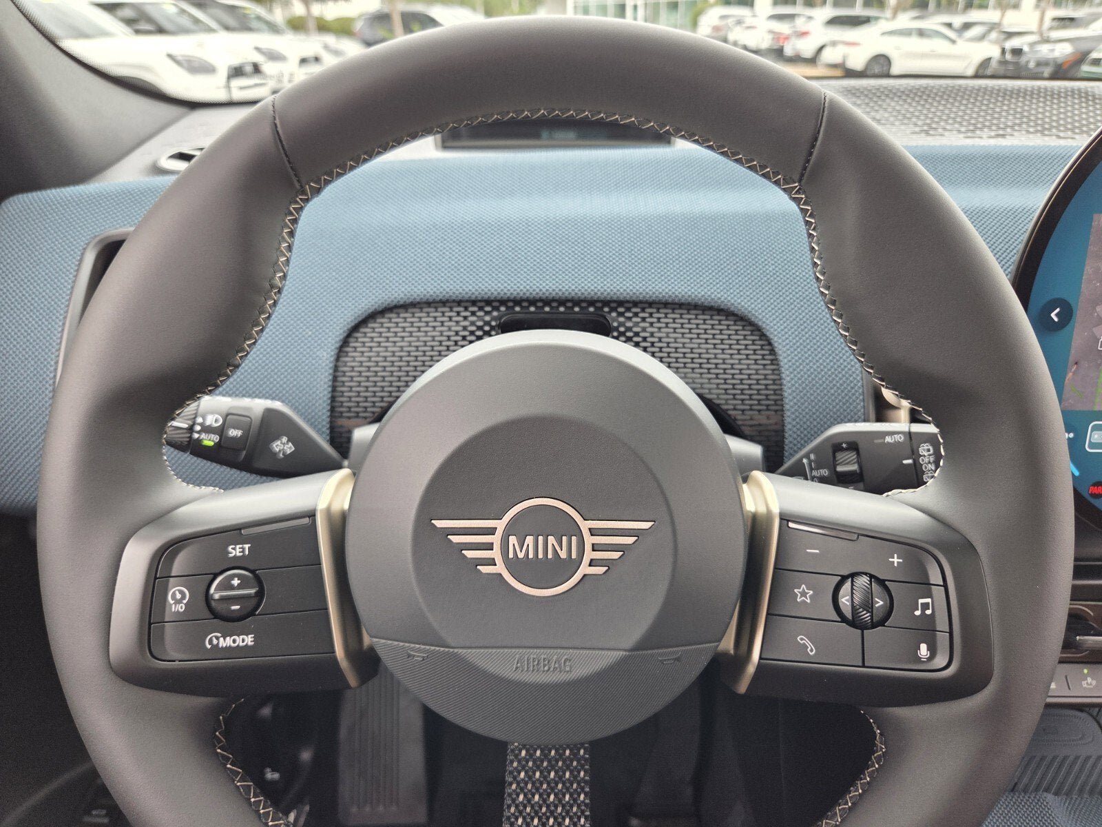 2027 MINI COUNTRYMAN ICONIC