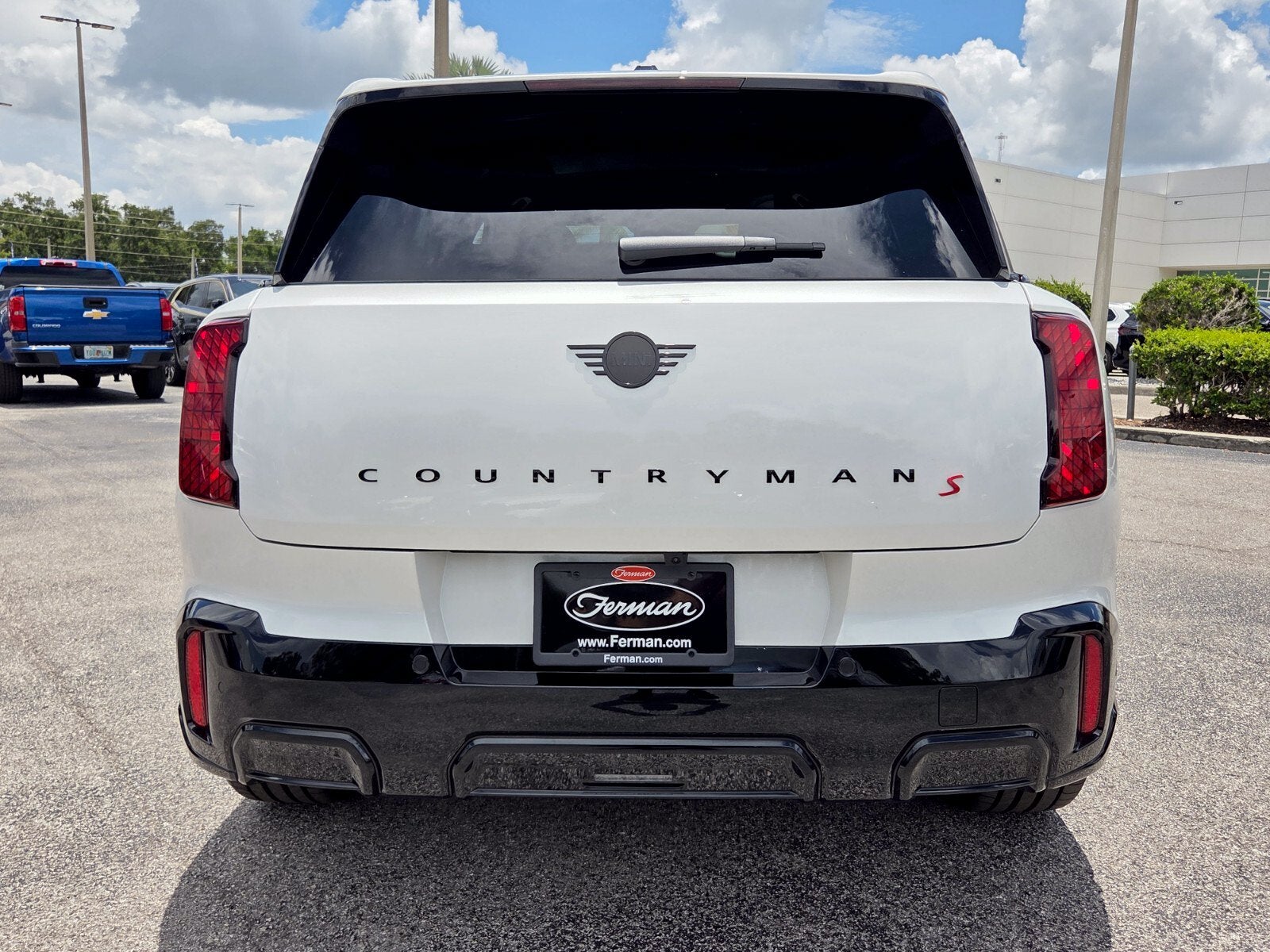 2027 MINI COUNTRYMAN ICONIC