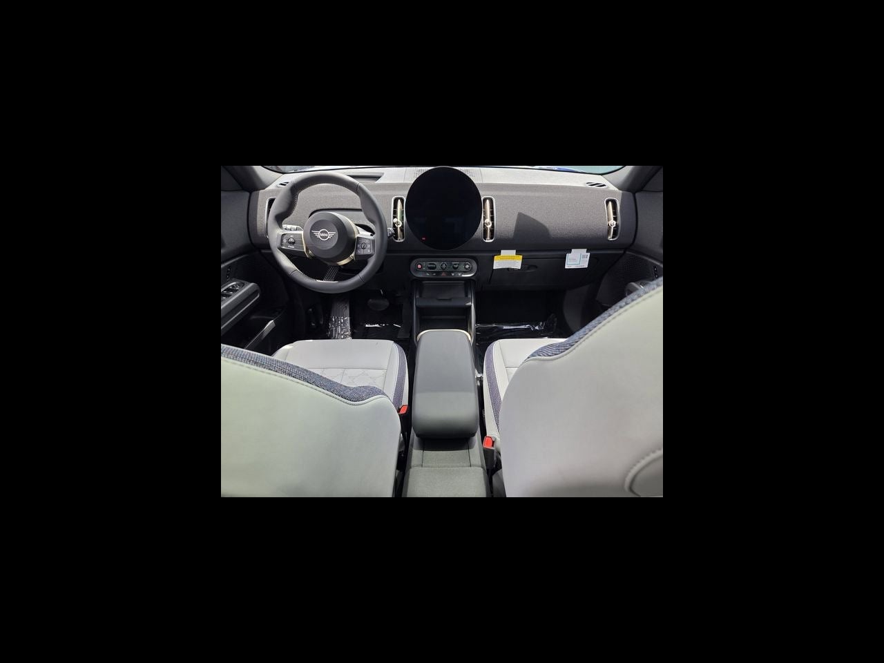 2027 MINI COUNTRYMAN Oxford Plus