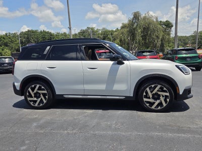 2027 MINI COUNTRYMAN ICONIC