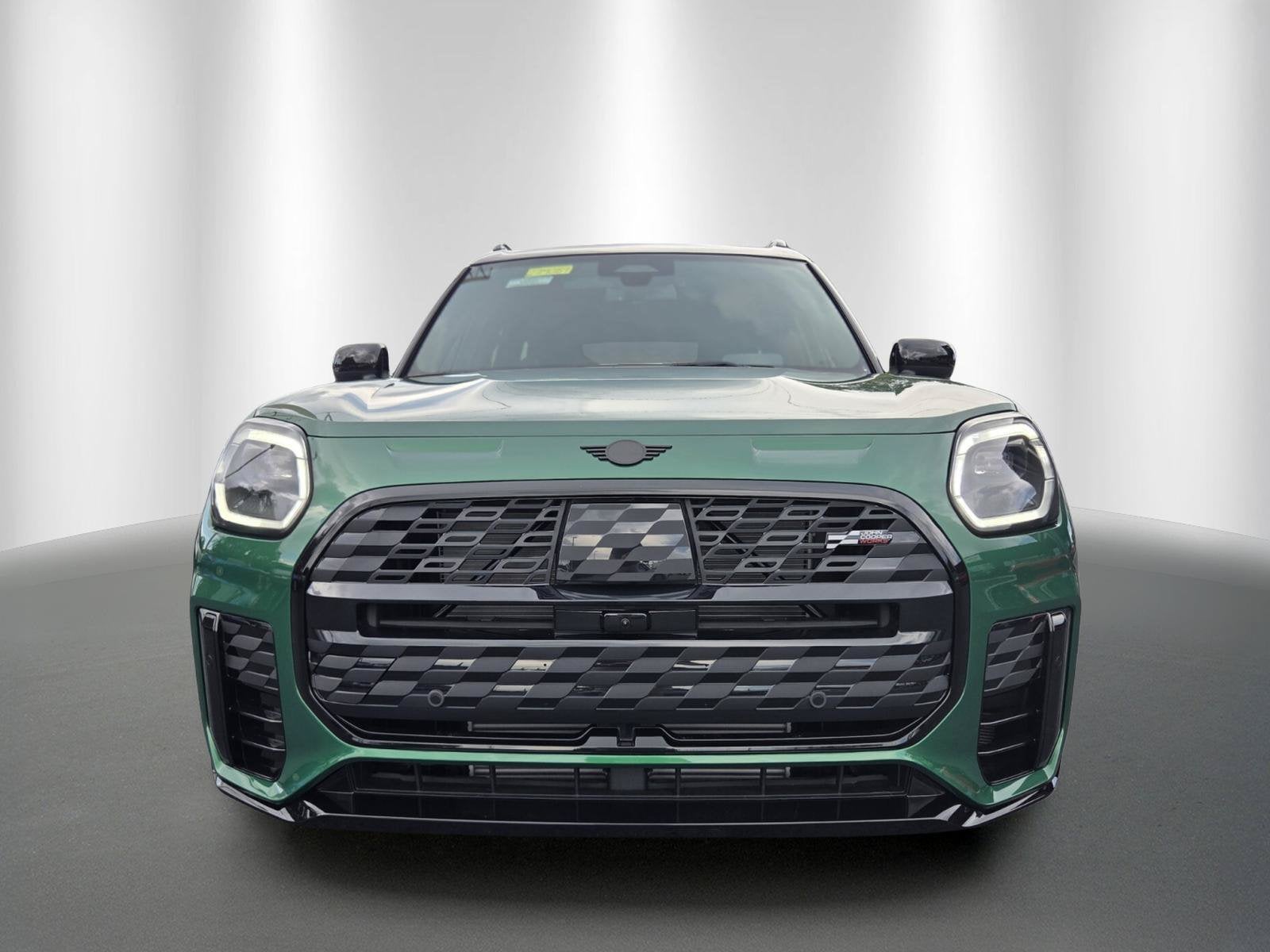 2027 MINI COUNTRYMAN ICONIC