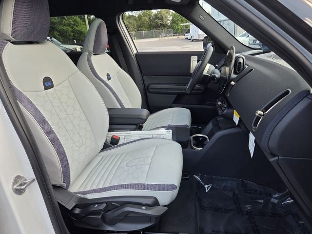 2027 MINI COUNTRYMAN Oxford