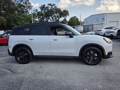 2027 MINI COUNTRYMAN Oxford