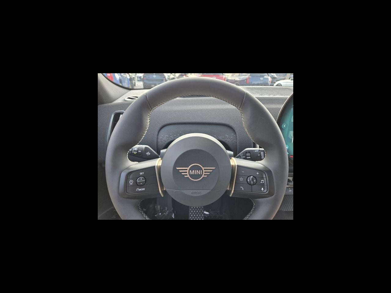 2027 MINI COUNTRYMAN Oxford