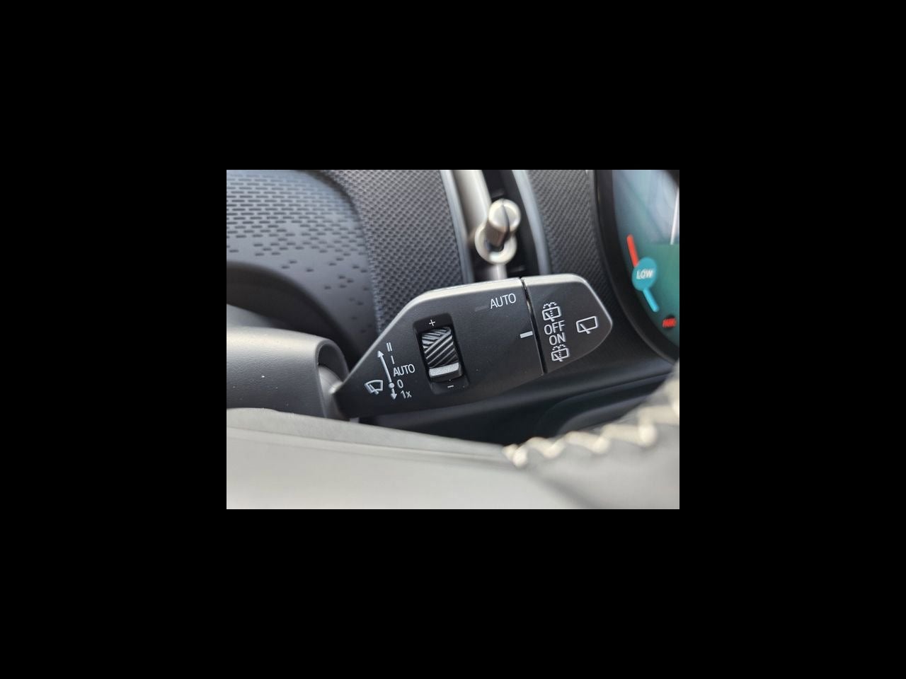 2027 MINI COUNTRYMAN Oxford