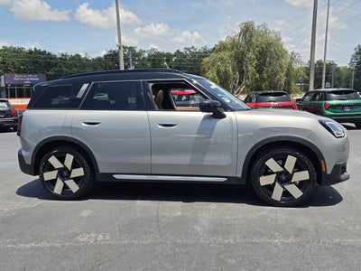 2027 MINI COUNTRYMAN ICONIC