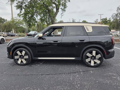 2027 MINI COUNTRYMAN ICONIC