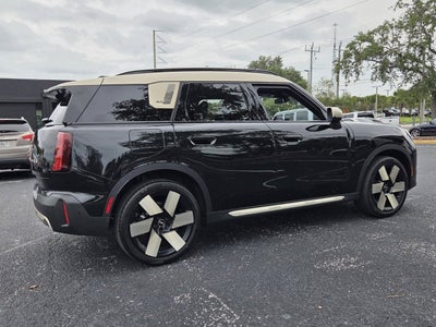 2027 MINI COUNTRYMAN ICONIC