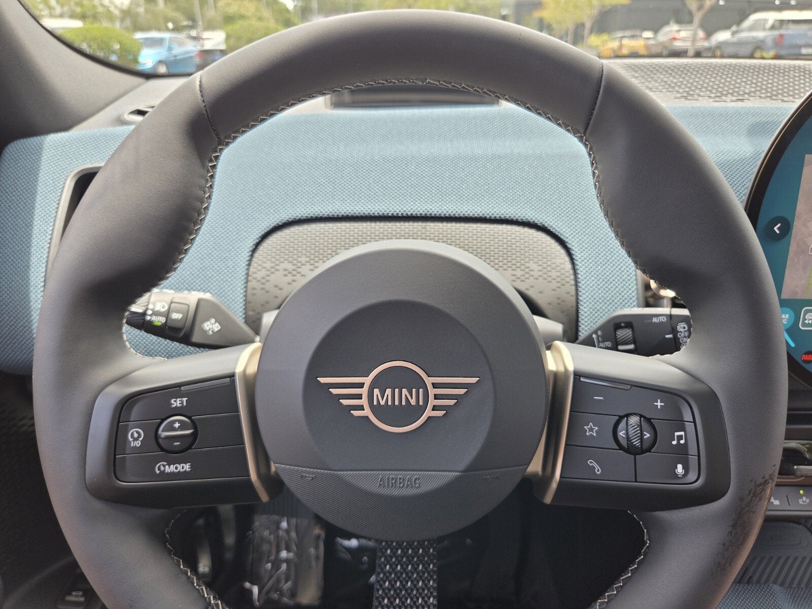 2027 MINI COUNTRYMAN ICONIC
