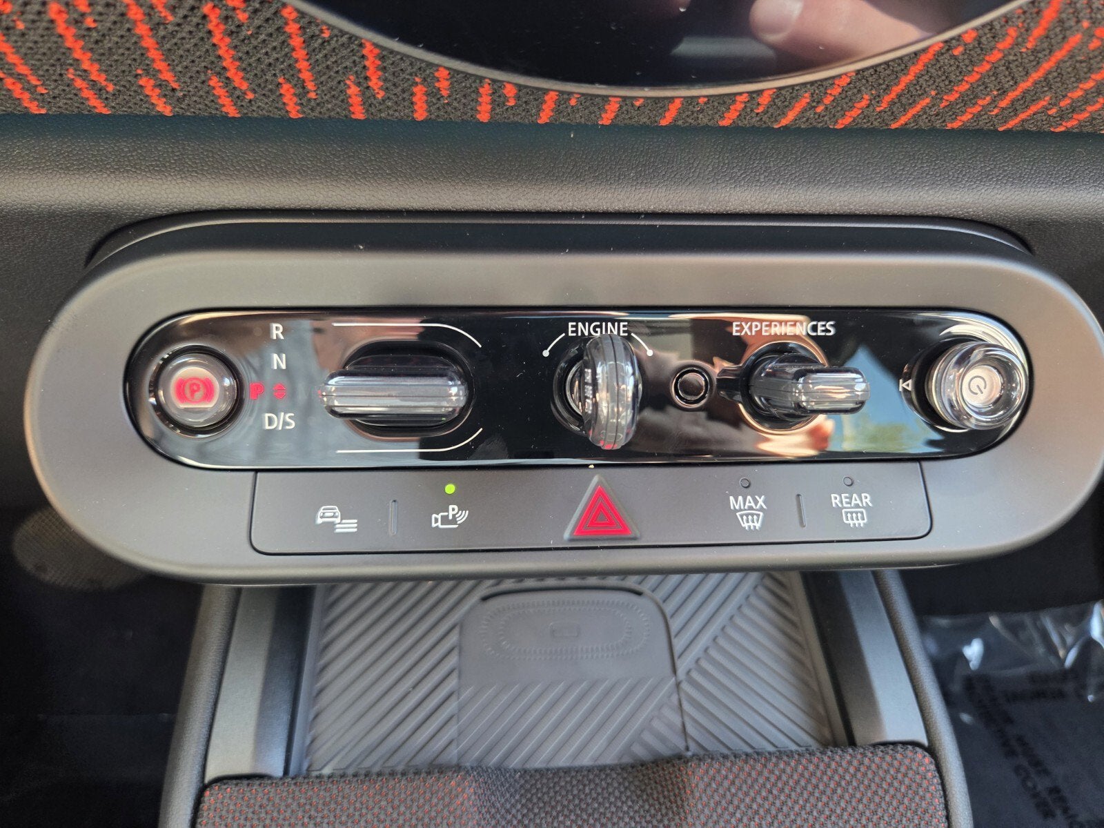 2027 MINI COUNTRYMAN ICONIC