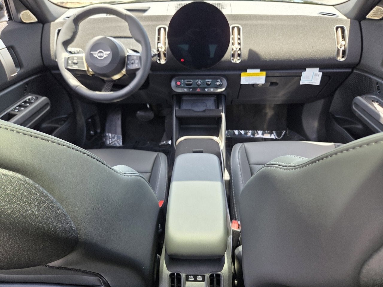 2027 MINI COUNTRYMAN ICONIC
